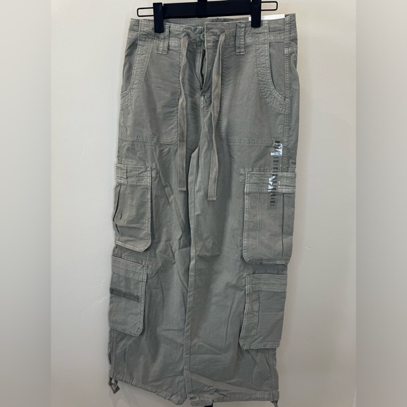 American Eagle Outfitters Pants - American Eagle High Rise Wide Leg Jogger Cargos Pants Size 000S